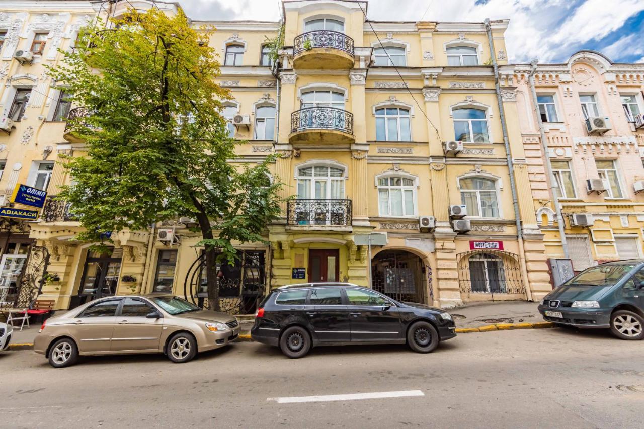 2К Квартира Між Майданом Та Софією Київськоюアパートメント エクステリア 写真